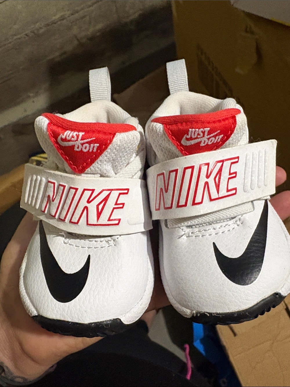 Nike White Red Toddler Hook-and-Loop Sneakers with Black Swoosh